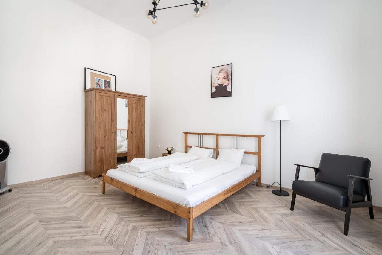 Setting Sun Apartment Budapest Exterior photo
