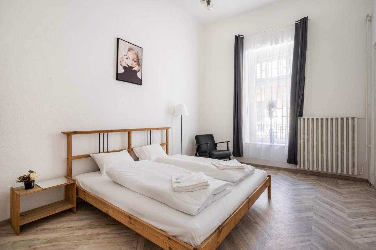 Setting Sun Apartment Budapest Exterior photo