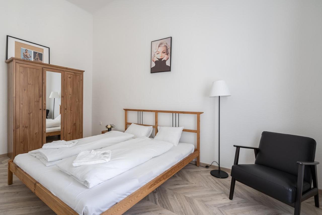 Setting Sun Apartment Budapest Exterior photo